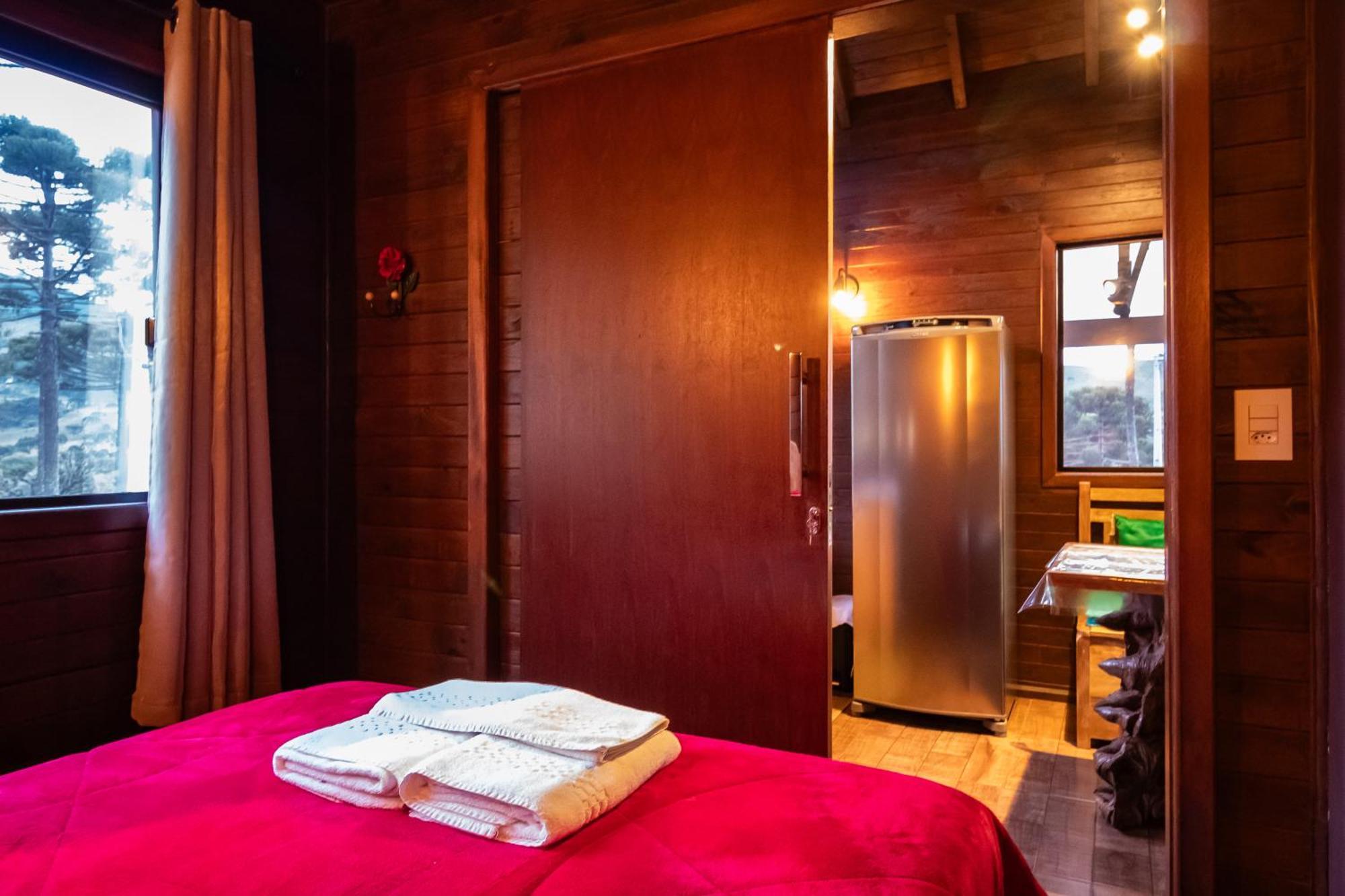 Casas Rainha Da Serra 02 Dorm Casal E Cozinha Урубісі Екстер'єр фото